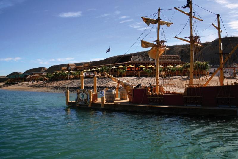 Pirate Cove Resort & Marina Needles Exterior foto